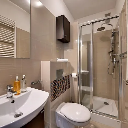 Rentplanet - Kosciuszki Apartamento *