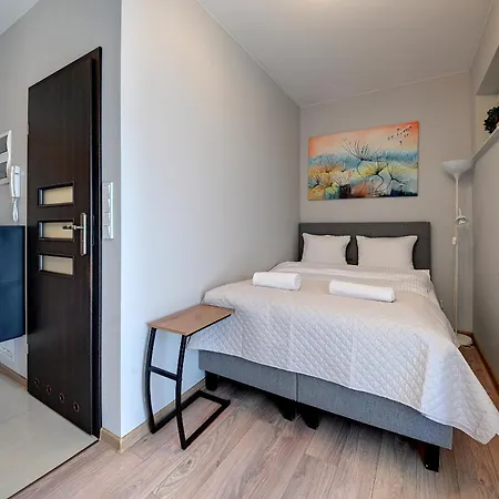 Rentplanet - Kosciuszki Apartamento